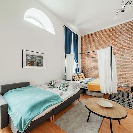 117 M² Near Nussdorferstrasse Appartement Wenen Buitenkant foto